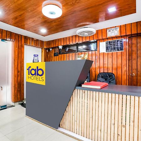 Fabhotel Vrundavan, Athwa Bhatha Esterno foto